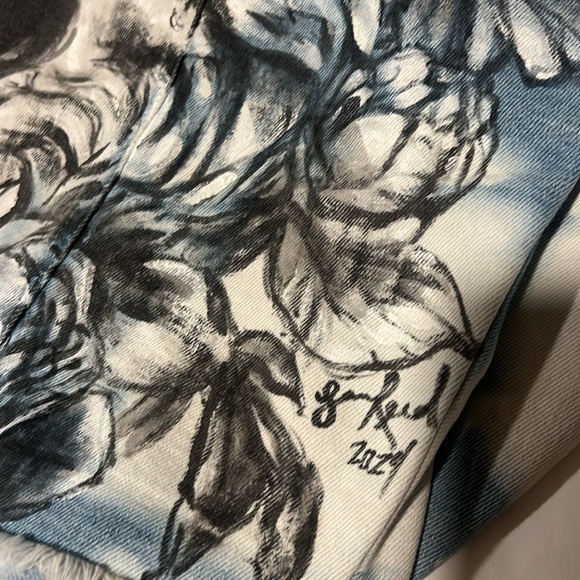 Artistic Wolf painted denim crop jacket - Picture 2 of 7